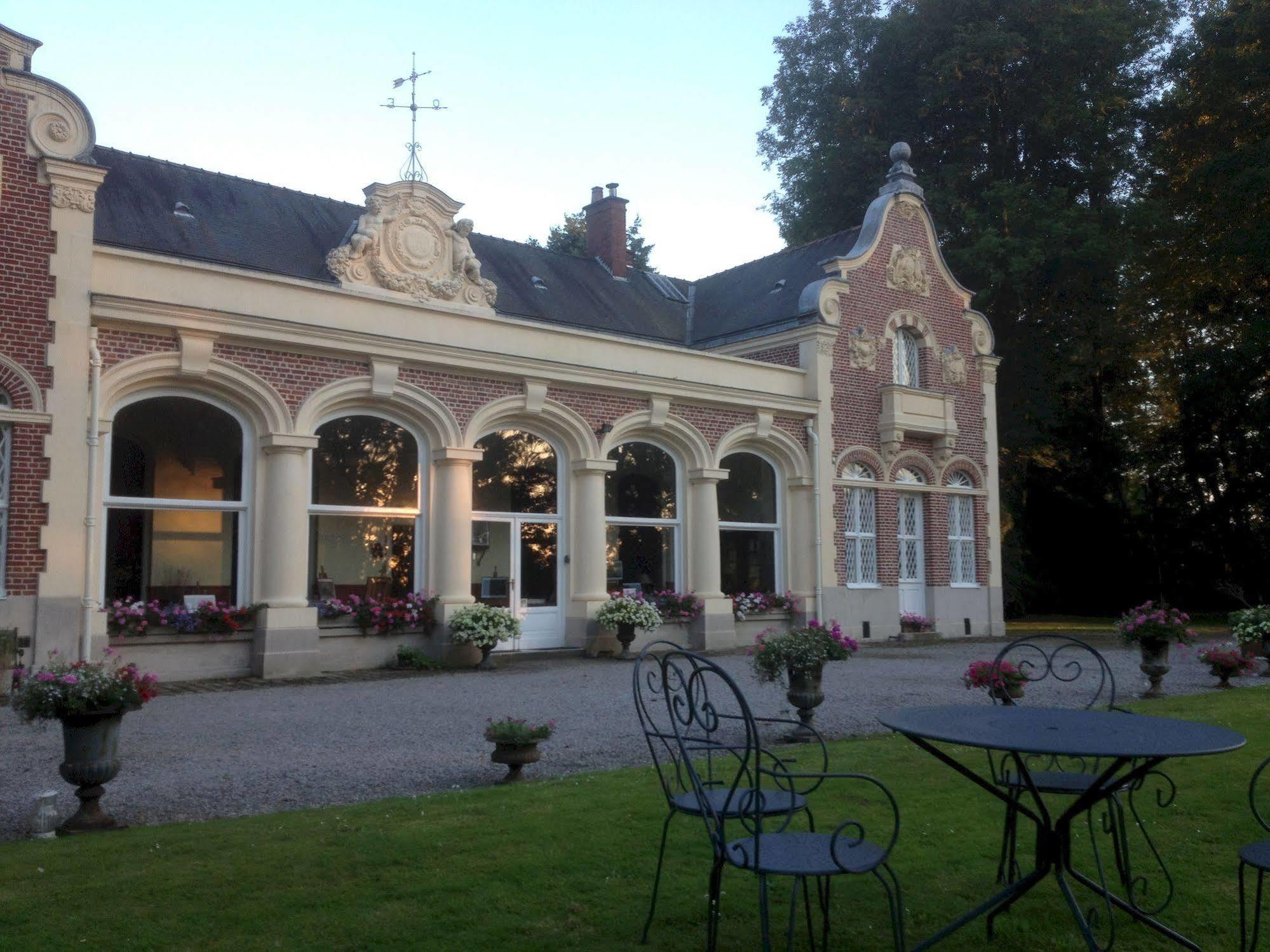Le Château Des Ormes Lambersart Exterior foto